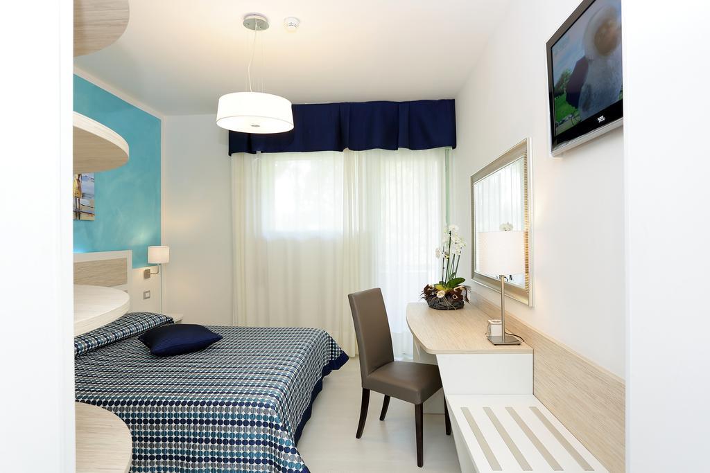 Hotel Hiki 3 Superior Bibione Exterior photo
